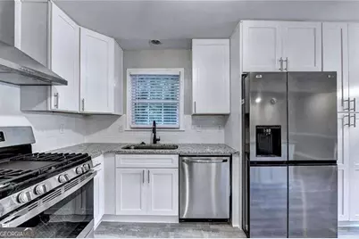 2736 Eaton Place, Atlanta, GA 30341 - Photo 15