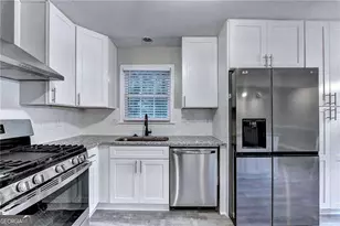 2736 Eaton Pl, Atlanta, GA 30341 - Photo 15