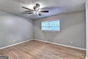 2736 Eaton Pl, Atlanta, GA 30341 - Photo 33