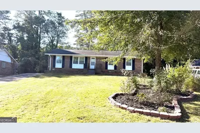1487 Colony East Circle, Stone Mountain, GA 30083 - Photo 9