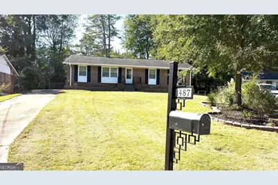 1487 Colony East Circle, Stone Mountain, GA 30083 - Photo 3