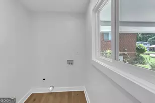 1436 Willow Trail SW, Atlanta, GA 30311 - Photo 11