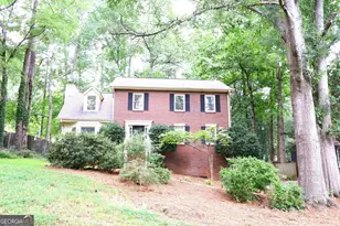 185 White Pines Dr, Alpharetta, GA 30004 - Photo 1