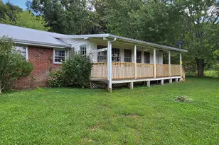 451 Tom Hunt Rd, Cleveland, GA 30528 - Photo 1