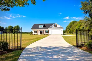 506 Clearwater Cir, Dublin, GA 31021 - Photo 1