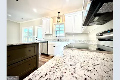 506 Clearwater Circle, Dublin, GA 31021 - Photo 9
