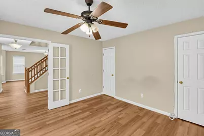 1560 Rogers Crossing Drive, Lithonia, GA 30058 - Photo 5