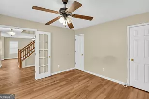 1560 Rogers Crossing Dr, Lithonia, GA 30058 - Photo 5