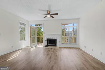 1015 McGill Park Avenue NE, Atlanta, GA 30312 - Photo 9