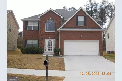 7517 Poplar Falls Trail, Lithonia, GA 30058 - Photo 1