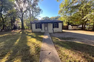 427 Wellons Street NE, Marietta, GA 30060 - Photo 1