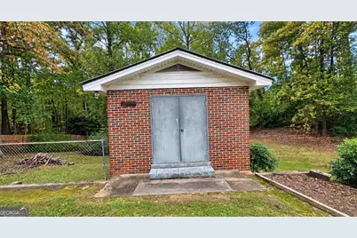 338 Ellen Street, Hartwell, GA 30643 - Photo 11