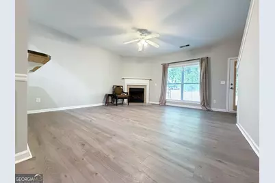 2077 Lakeshore Overlook Drive, Kennesaw, GA 30152 - Photo 7