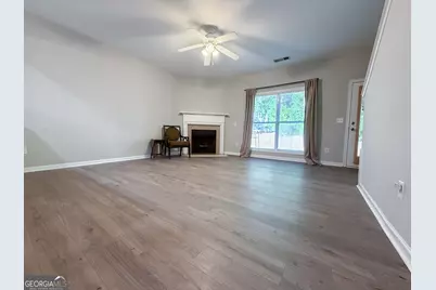 2077 Lakeshore Overlook Drive, Kennesaw, GA 30152 - Photo 5