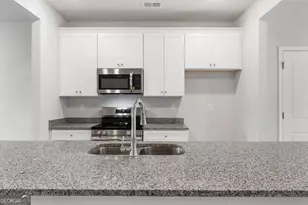 882 Primrose Cir, Greenville, GA 30222 - Photo 9