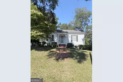 803 W Charlton Street NW, Milledgeville, GA 31061 - Photo 1
