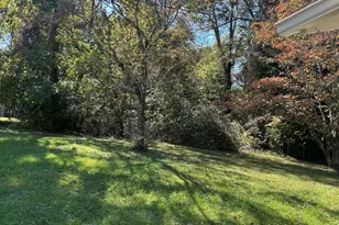 352 N Station St, Tate, GA 30177 - Photo 9