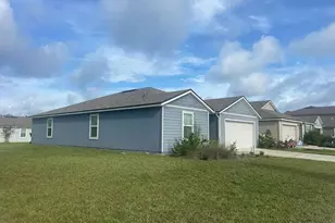 2876 Oak Stream Dr, Green Cove Springs, FL 32043 - Photo 3