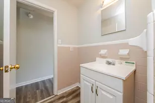 378 Cowan St, Macon, GA 31217 - Photo 25