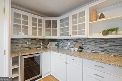 1137 Kingsley Circle NE, Atlanta, GA 30324 - Photo 31