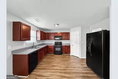 131 Laughlin Drive, Locust Grove, GA 30248 - Photo 7