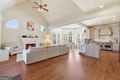 1021 Oxford Way, Watkinsville, GA 30677 - Photo 11