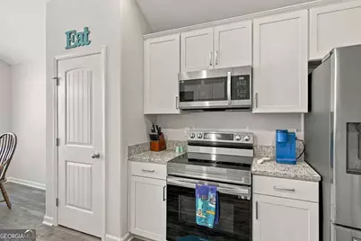 255 Chestnut Drive, Brunswick, GA 31523 - Photo 11