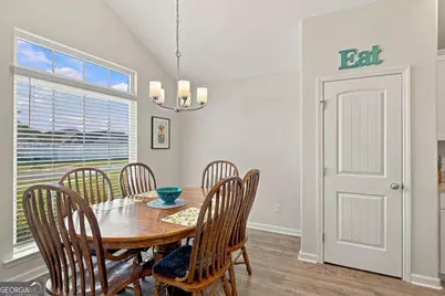 255 Chestnut Drive, Brunswick, GA 31523 - Photo 7