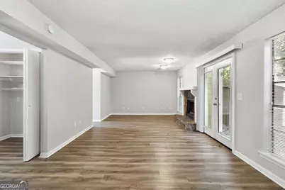 4732 Old Highgate Entry, Stone Mountain, GA 30083 - Photo 5