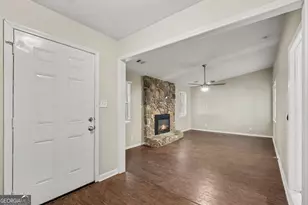 3295 Redona Dr, Atlanta, GA 30349 - Photo 7
