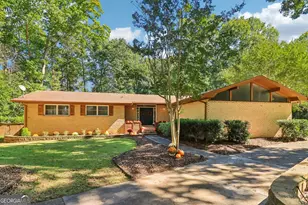 16 Perthshire Dr, Peachtree City, GA 30269 - Photo 1