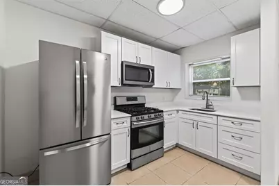 2034 Cambridge Avenue, College Park, GA 30337 - Photo 15