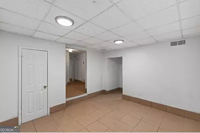 2034 Cambridge Avenue, College Park, GA 30337 - Photo 9