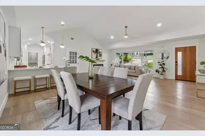 1542 Lavista Road NE, Atlanta, GA 30329 - Photo 5