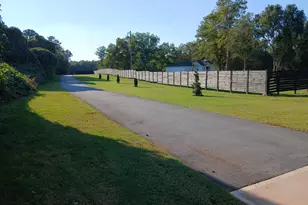 1081 E Lake Rd, McDonough, GA 30252 - Photo 15