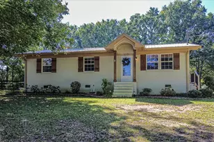 1521 Aiken Rd, Bogart, GA 30622 - Photo 1