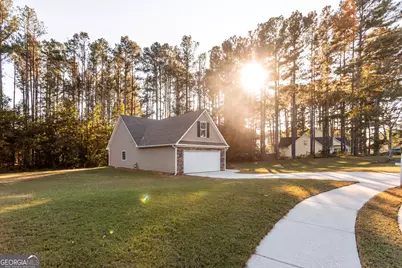 546 Ashlyn Court, Social Circle, GA 30025 - Photo 3