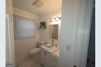 3944 Thornhill Drive SW, Lilburn, GA 30047 - Photo 25
