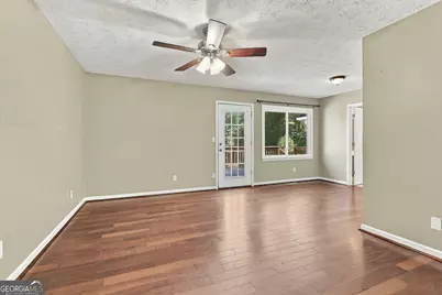 279 W Plantation Drive, Newnan, GA 30263 - Photo 19