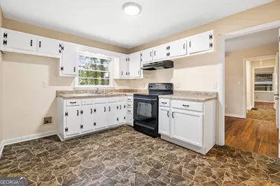 4065 Canby Lane, Decatur, GA 30035 - Photo 5