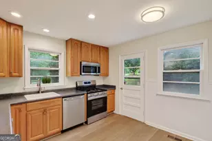3650 Fred Walker Dr SW, Smyrna, GA 30082 - Photo 15