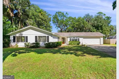 155 Belle Parkway, Brunswick, GA 31525 - Photo 1