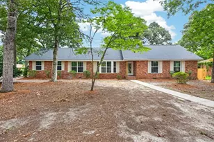 216 Ridgeland Dr, Warner Robins, GA 31093 - Photo 1