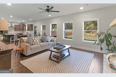 251 Lake Point Drive, Williamson, GA 30292 - Photo 5