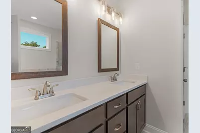251 Lake Point Drive, Williamson, GA 30292 - Photo 17