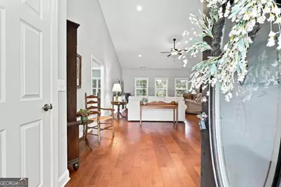 2102 Commonwealth Circle, Newnan, GA 30263 - Photo 3