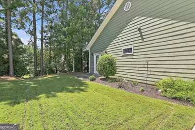 2102 Commonwealth Circle, Newnan, GA 30263 - Photo 27