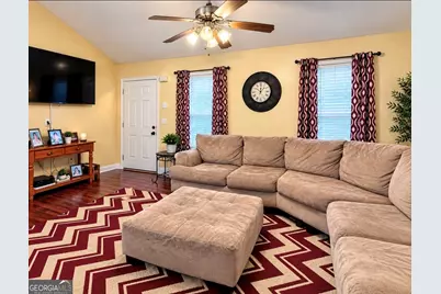 330 Kendall Lane, Carrollton, GA 30116 - Photo 5