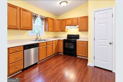 330 Kendall Lane, Carrollton, GA 30116 - Photo 9