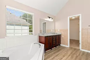1061 Ivey Ln, McDonough, GA 30253 - Photo 19
